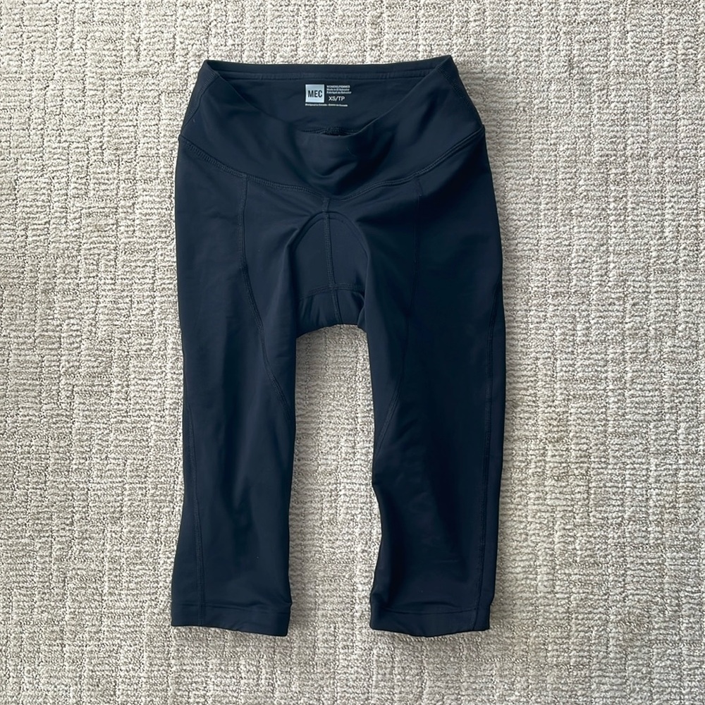 MEC cropped bike leggings with padding size XS